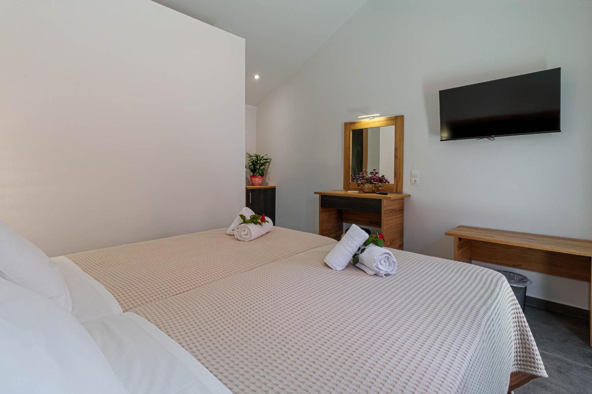 Ionian Arches Hotel Gouvia Ruang foto