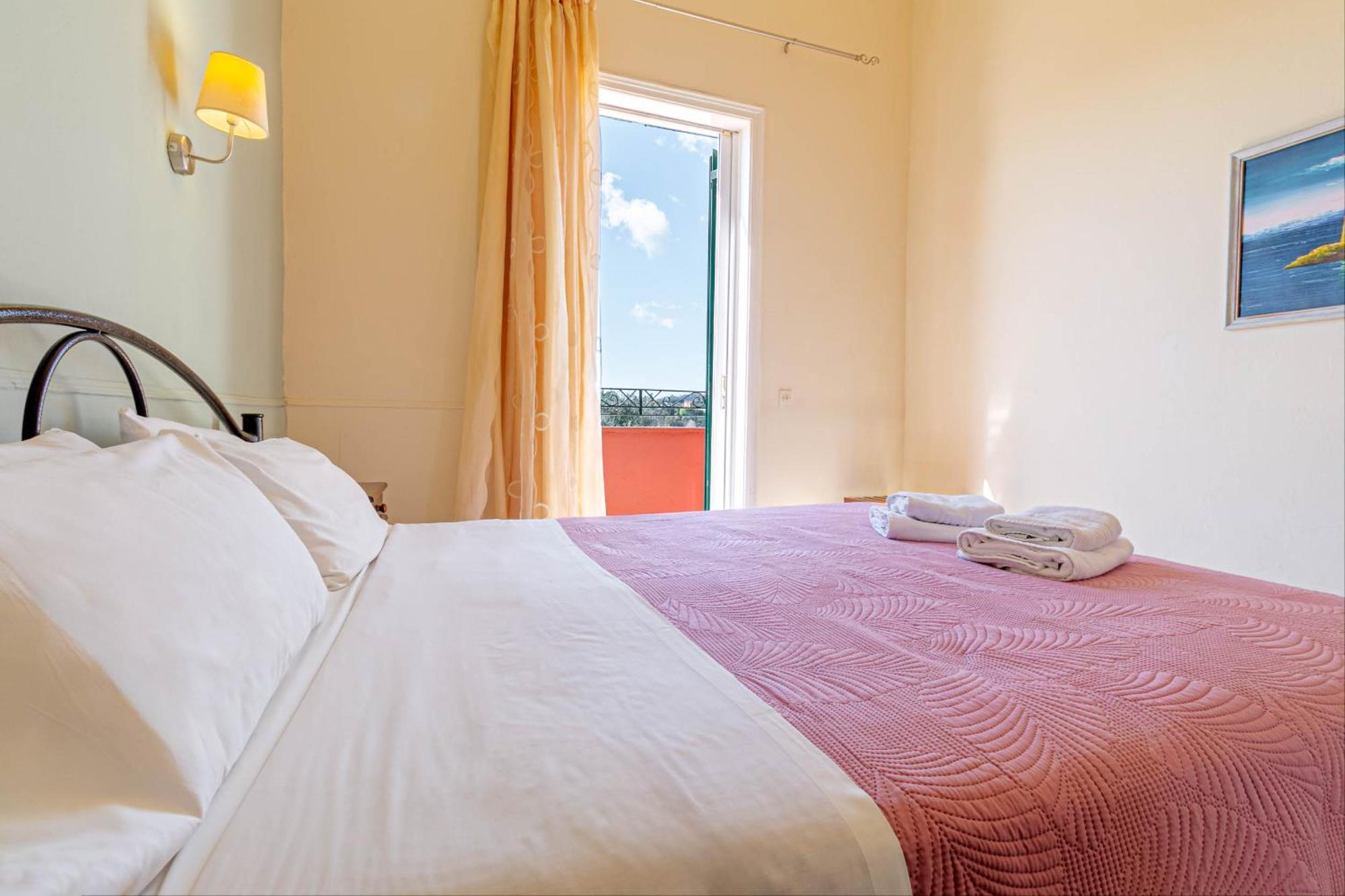 Ionian Arches Hotel Gouvia Ruang foto