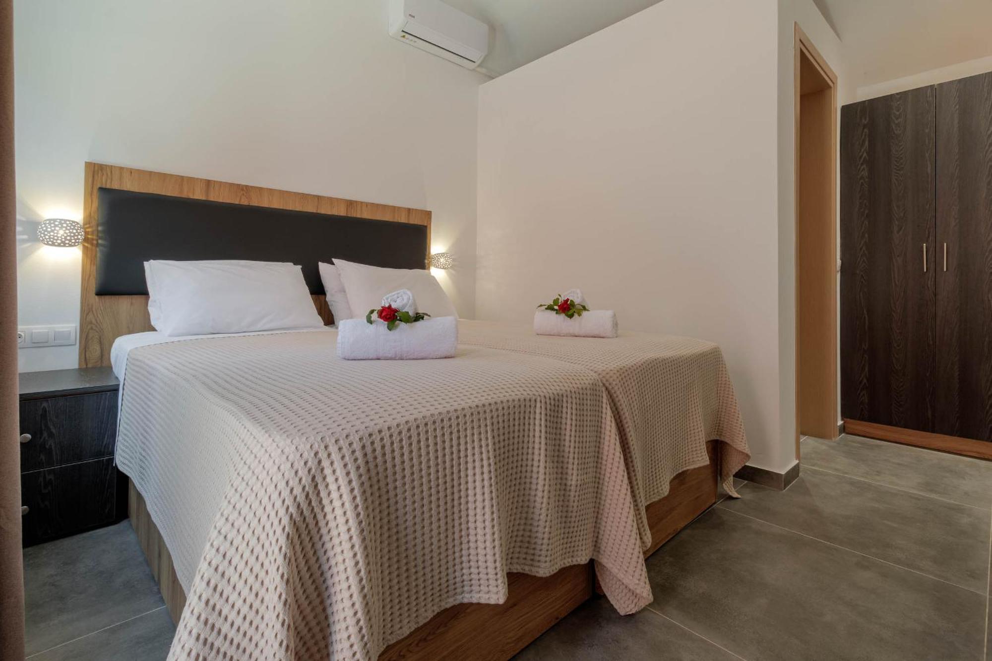 Ionian Arches Hotel Gouvia Ruang foto