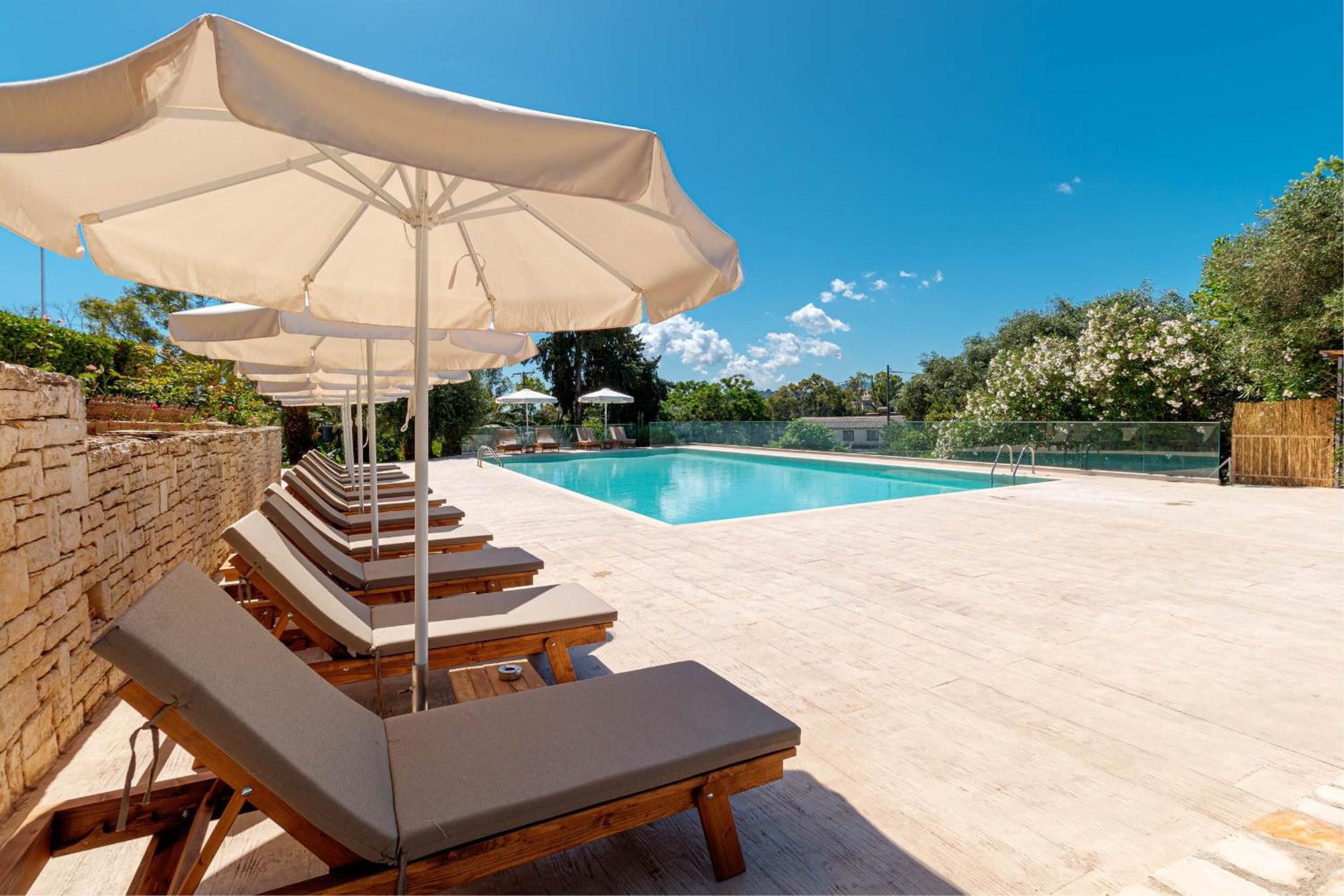 Ionian Arches Hotel Gouvia Bagian luar foto