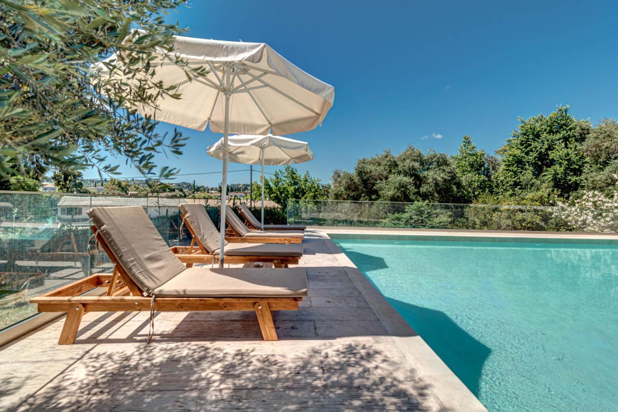 Ionian Arches Hotel Gouvia Bagian luar foto