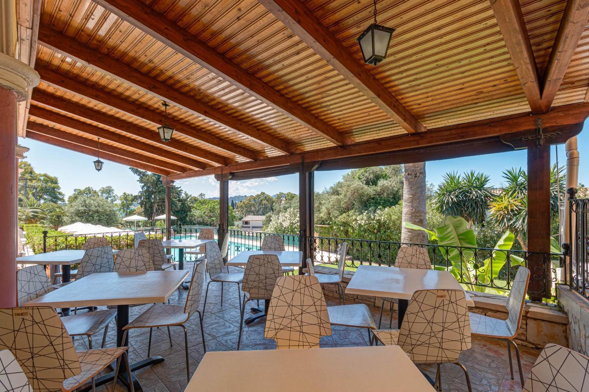Ionian Arches Hotel Gouvia Bagian luar foto