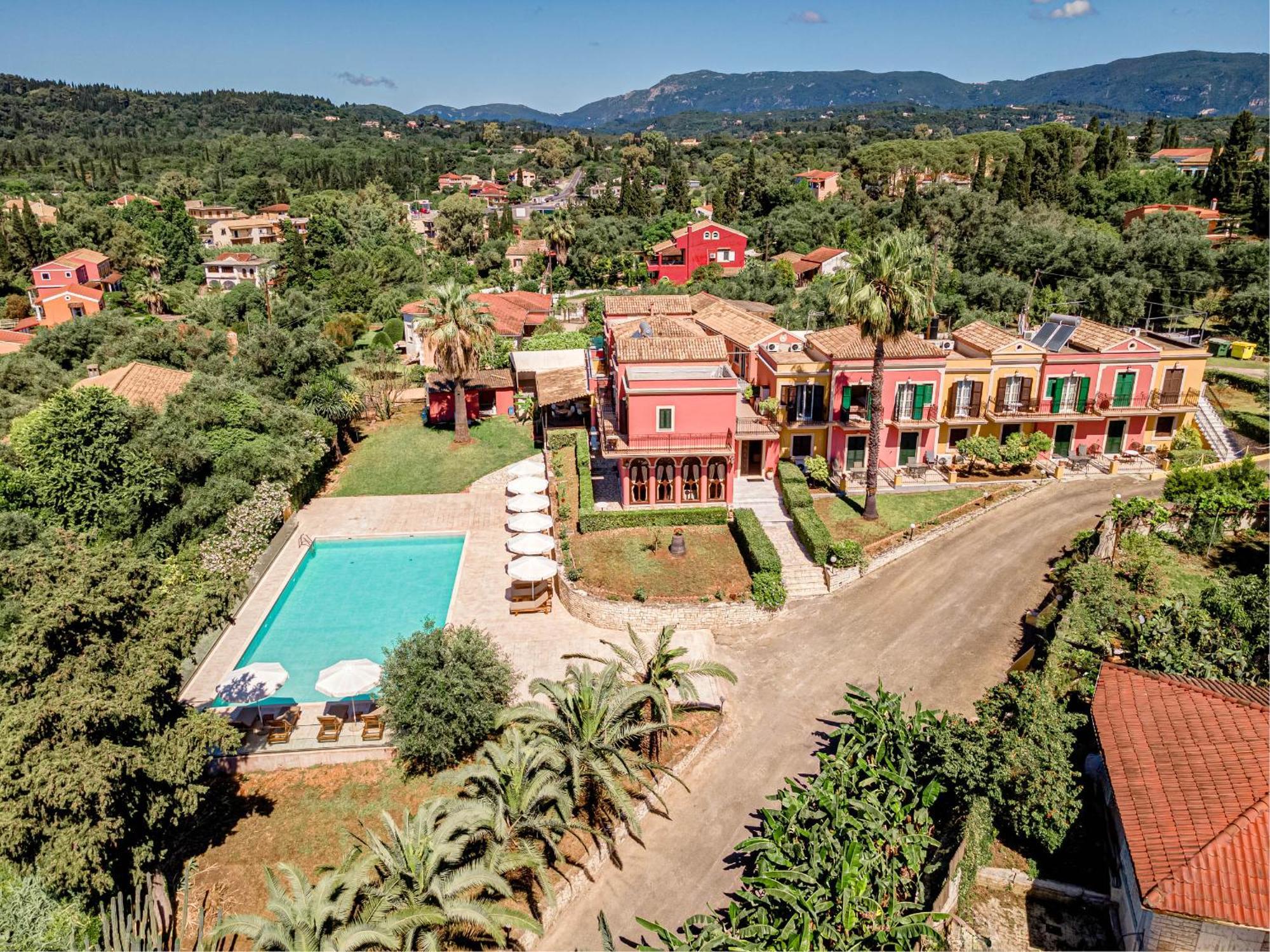 Ionian Arches Hotel Gouvia Bagian luar foto