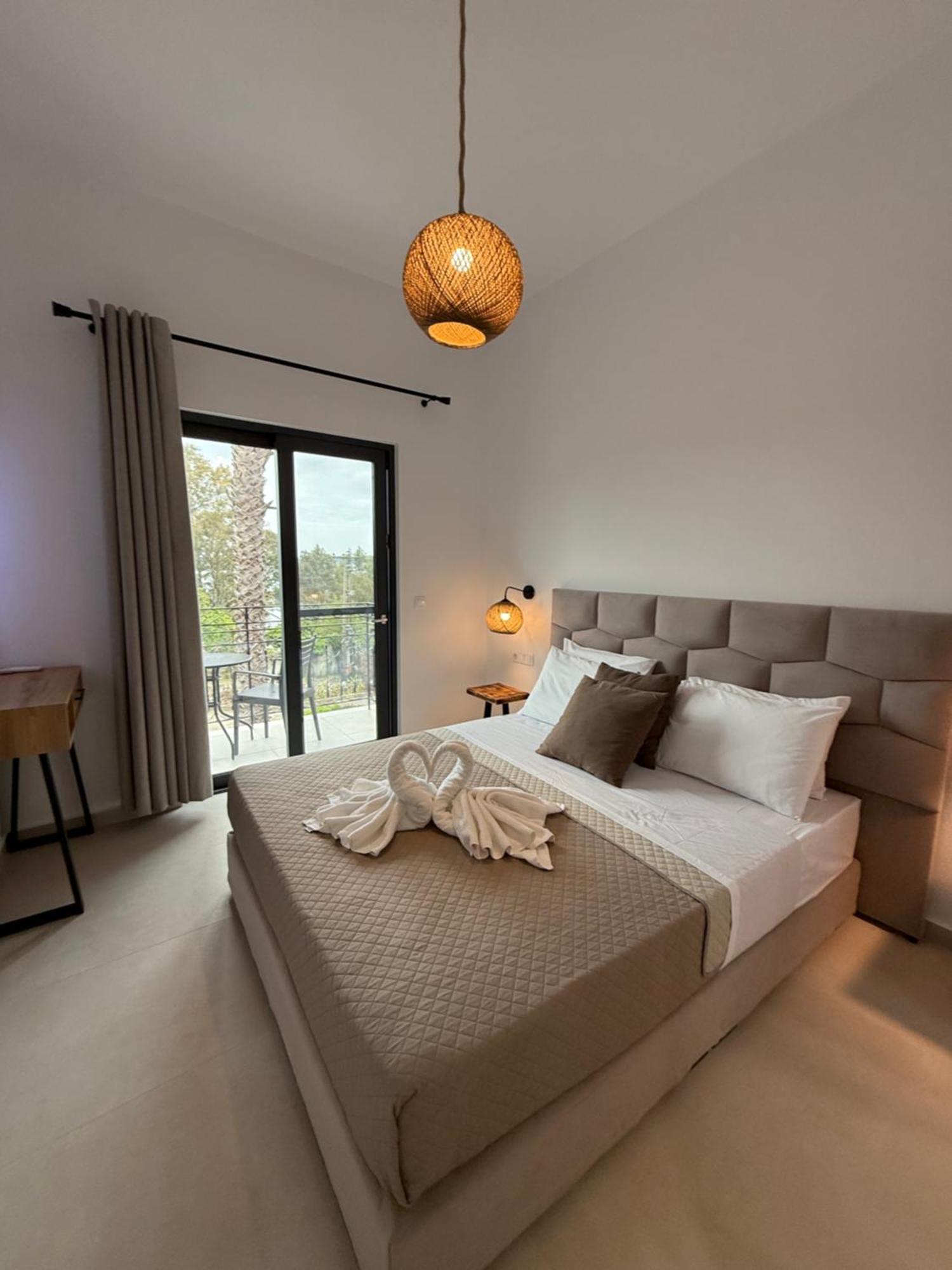 Ionian Arches Hotel Gouvia Bagian luar foto