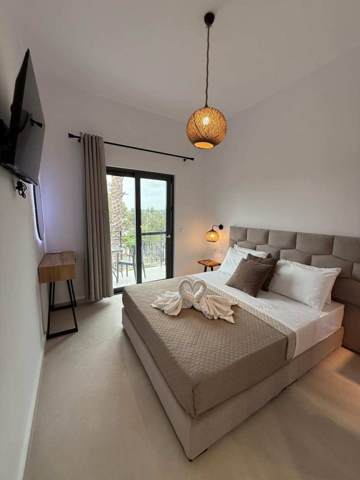 Ionian Arches Hotel Gouvia Bagian luar foto
