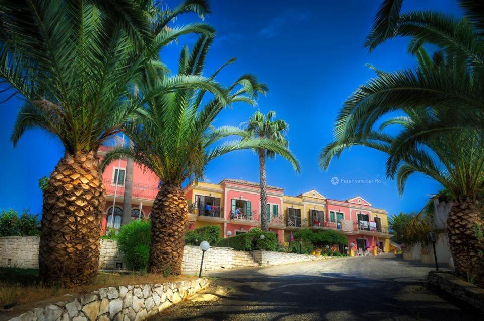 Ionian Arches Hotel Gouvia Bagian luar foto